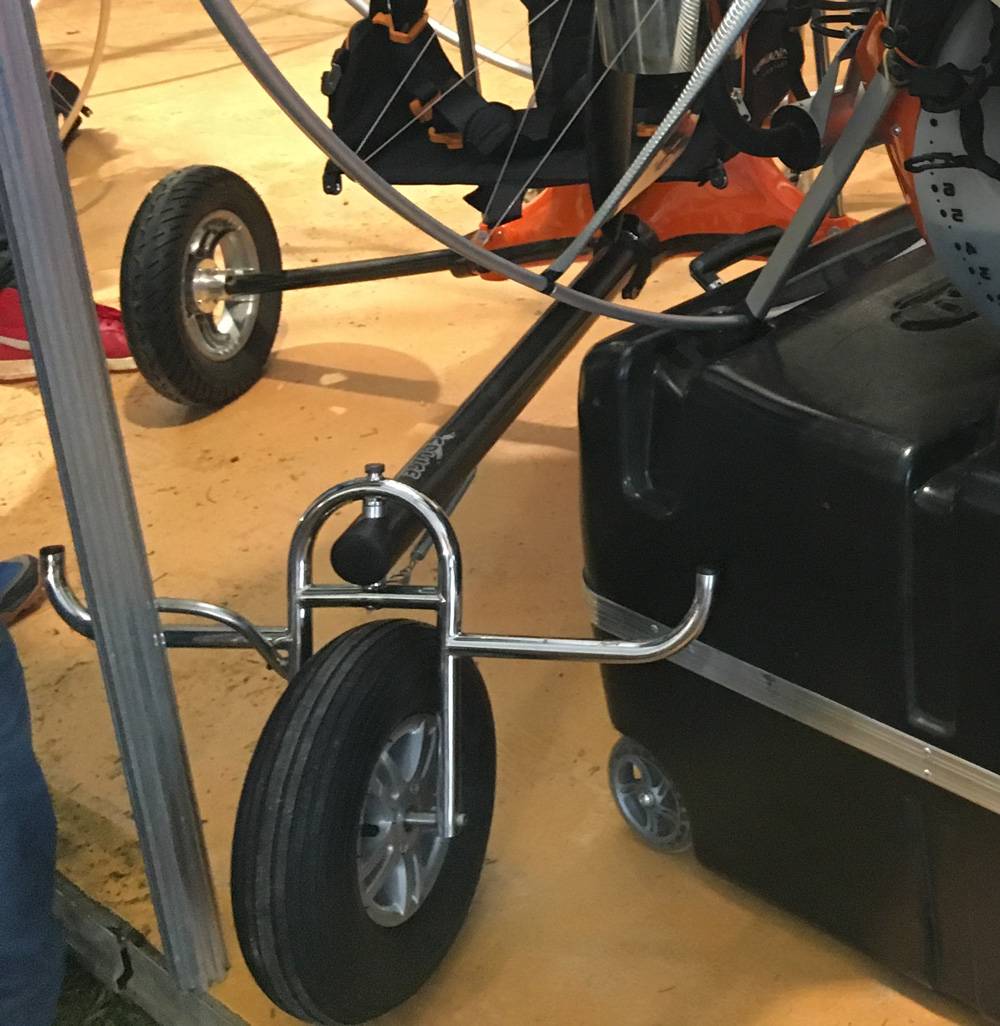 Trike Cruiser Carbon de Paramotor Nirvana, Candelas 2017.