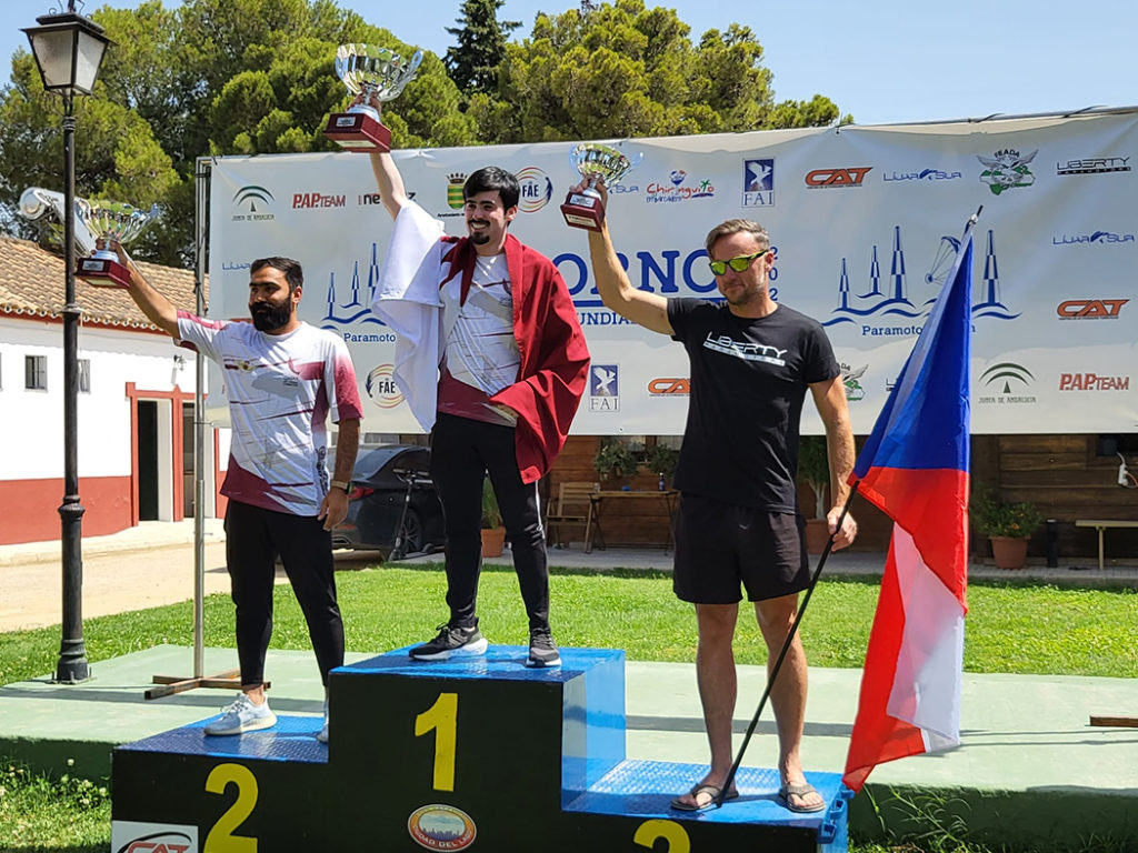 Podium PL1 open internacional paramotor slalom 2022