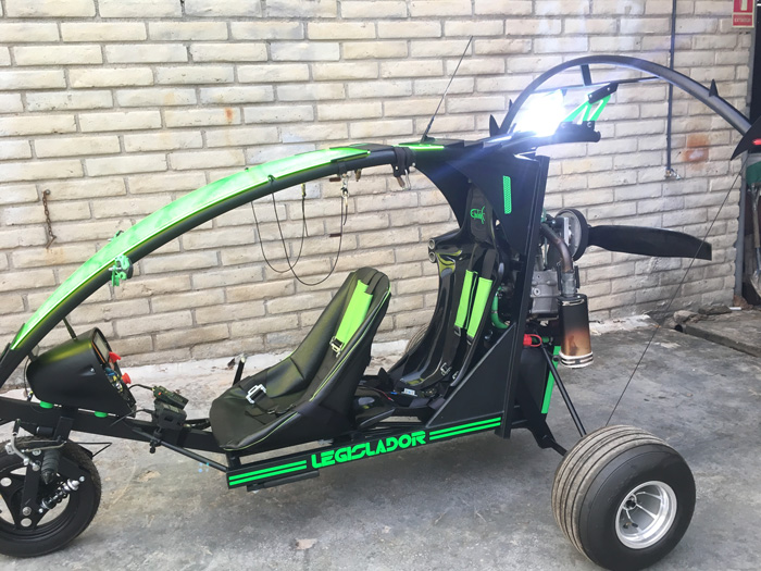 STR1 Strobe, HsCom.