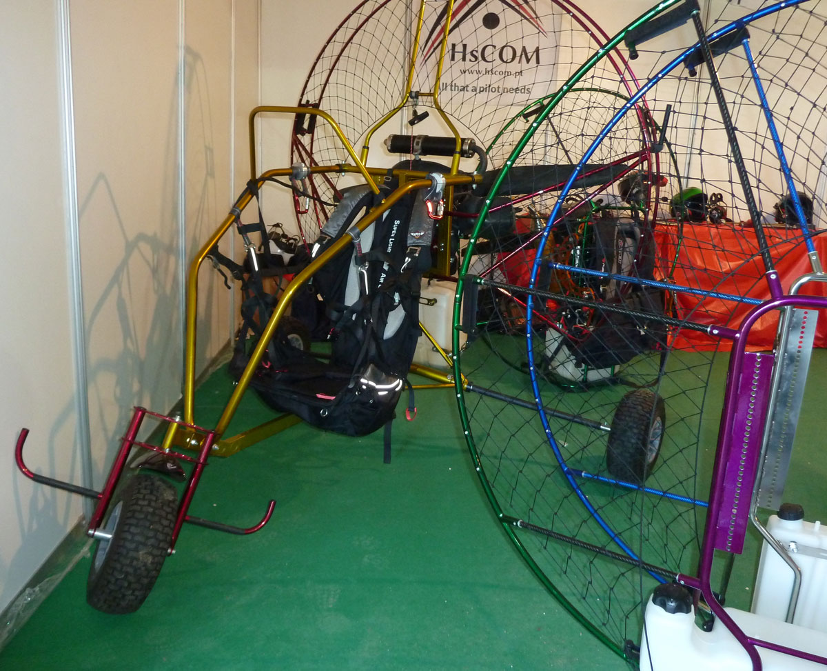 Condor Paratrike, HsCom